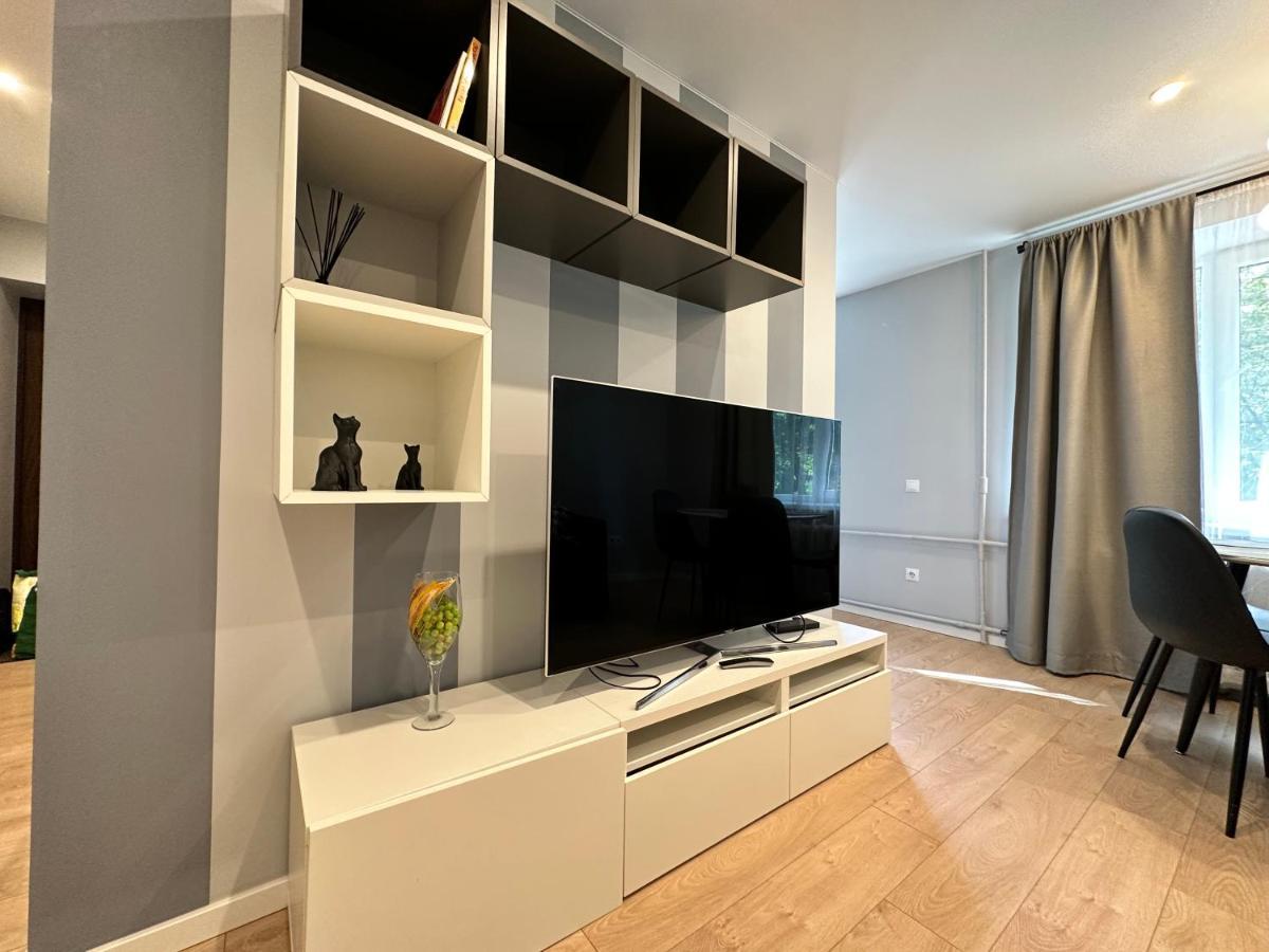 شقة Parkside Escape: Stylish 1-Br ريغا المظهر الخارجي الصورة